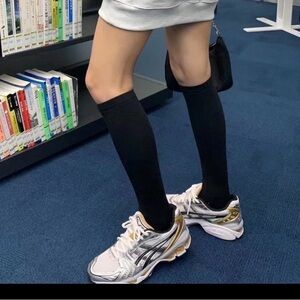 ASICS Gel-Kayano  Women's US 6 /Men's US 4.5 Running Shoes White‎ Gold Silver